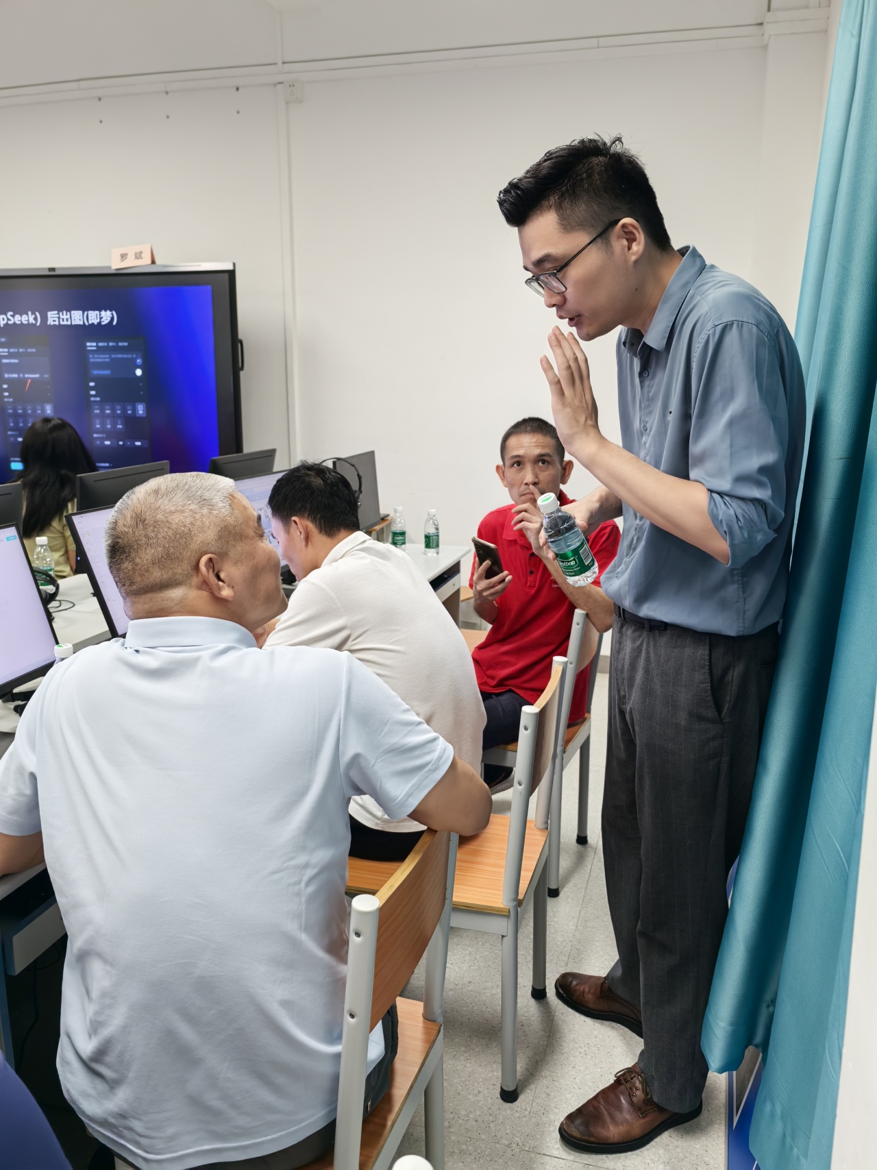 智启未来 教创非凡——深汕特别合作区两校联合开展AIGC教育应用深度培训纪实智启未来 教创非凡——深汕特别合作区两校联合开展AIGC教育应用深度培训纪实,深圳教育研修院