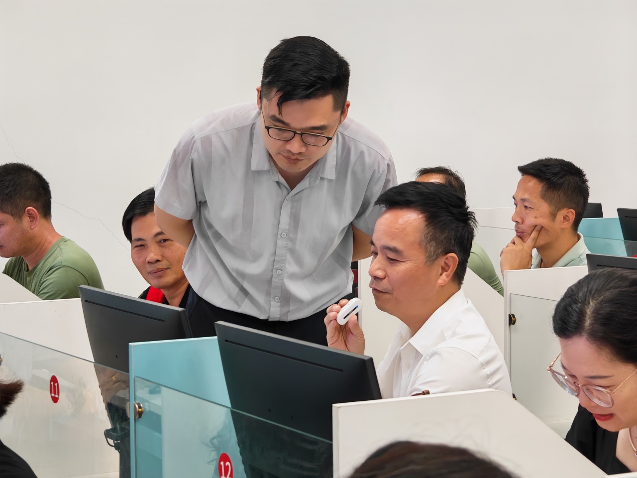 智启未来 教创非凡——深汕特别合作区两校联合开展AIGC教育应用深度培训纪实智启未来 教创非凡——深汕特别合作区两校联合开展AIGC教育应用深度培训纪实,深圳教育研修院