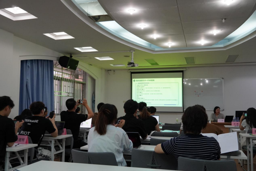 聚焦教育数字化转型丨AIGC技术的教学应用路径探索——深圳市中小学教师AI工具全场景实战赋能培训圆满结班聚焦教育数字化转型丨AIGC技术的教学应用路径探索——深圳市中小学教师AI工具全场景实战赋能培训圆满结班,深圳教育研修院